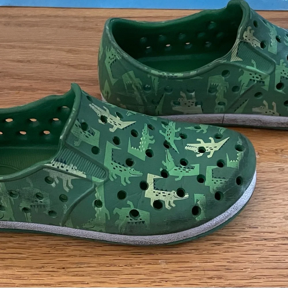 PC Cat & Jack Jese Slip-On Apparel Water Shoes sz 10C
